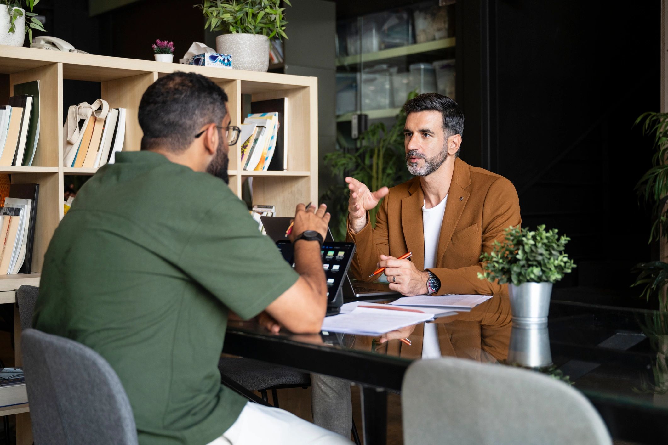 IT consultant meeting with a small business client